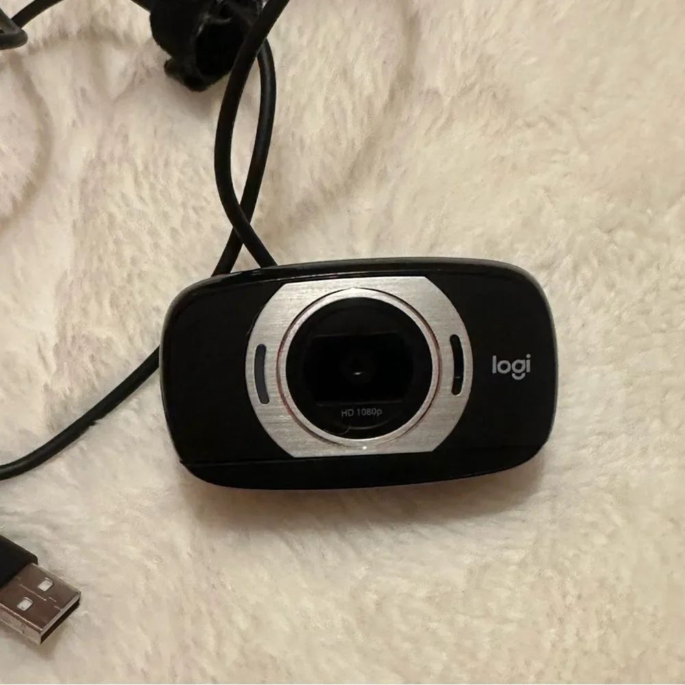 Logitech Dual-Tone Webcam - Picture 2 of 5